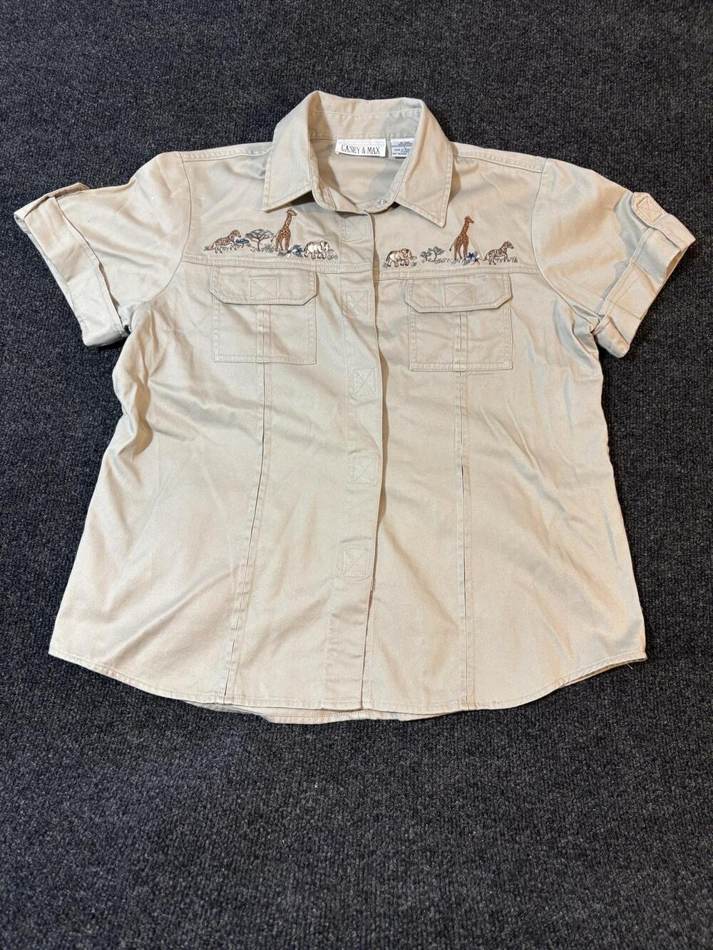 Vintage Casey & Max Shirt Womens L Beige Safari Animal Embroidered Button Up